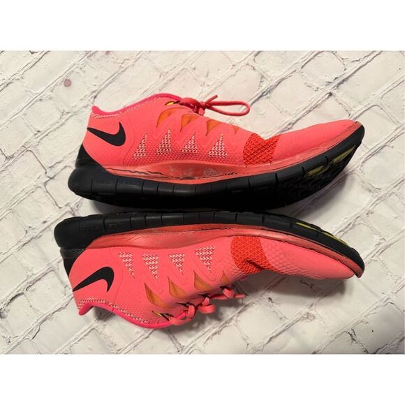 Nike Men's Size 15 Free Running Shoes Neon Coral Pink Red Athletic Bright Vivid - Picture 8 of 12